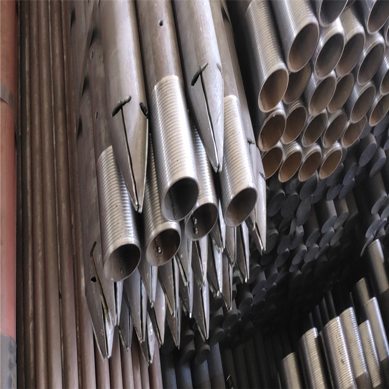 无缝钢管车丝打孔锁尖加工